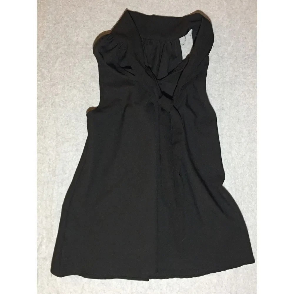 Womens 2Hearts Halter Top Blouse Size Medium Black Formal Dressy Business Career